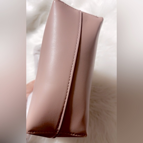 NWOT SAMARA Medium Crossbody Bag Peony/Dirty Pink. 9” X 8” Suede interior - Picture 11 of 11